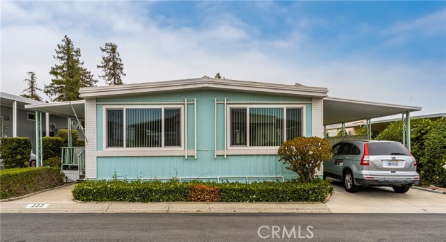 14851 Jeffrey, Irvine CA: https://media.crmls.org/medias/b822286b-ddc8-4083-9bc2-0b42a18c3972.jpg