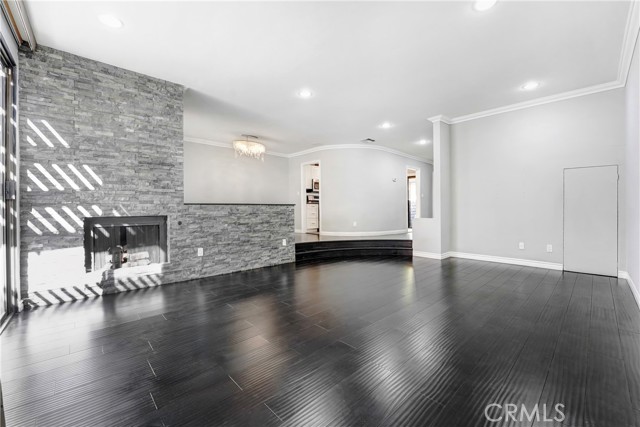 Detail Gallery Image 2 of 24 For 5243 Yarmouth #31,  Encino,  CA 91316 - 3 Beds | 2/1 Baths