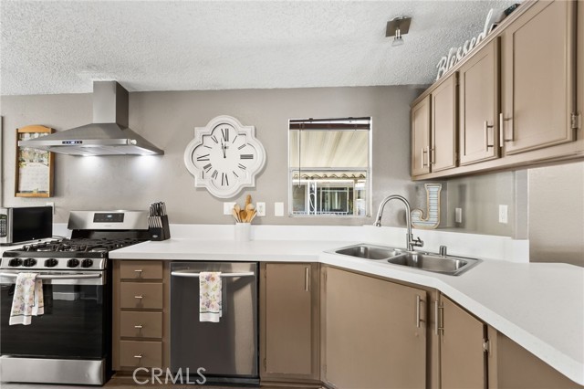 Detail Gallery Image 19 of 58 For 4901 Green River #303,  Corona,  CA 92880 - 3 Beds | 2 Baths