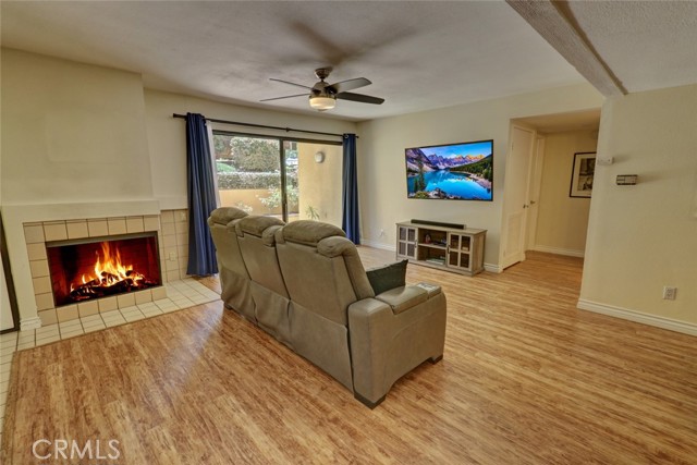 25712 Le Parc, Lake Forest CA: https://media.crmls.org/medias/b8239d1f-d31d-4b57-bf84-0cc177f1a8d8.jpg