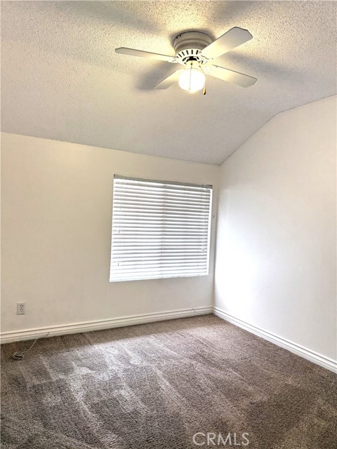11903 Groveside Avenue, Whittier CA: https://media.crmls.org/medias/b8239d4d-f39d-443d-9d13-dcb7913b0444.jpg