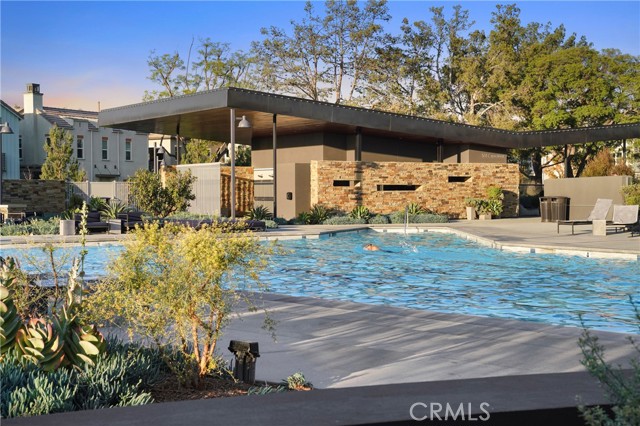 Detail Gallery Image 75 of 75 For 163 Crossover, Irvine,  CA 92618 - 4 Beds | 3/1 Baths