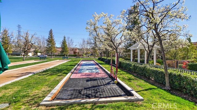 Detail Gallery Image 30 of 35 For 23724 Mahogany Ct, Valencia,  CA 91354 - 2 Beds | 2 Baths