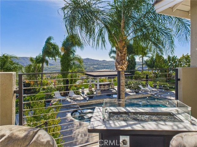 Detail Gallery Image 22 of 46 For 26990 Abbey Glen, Yorba Linda,  CA 92887 - 5 Beds | 3/1 Baths