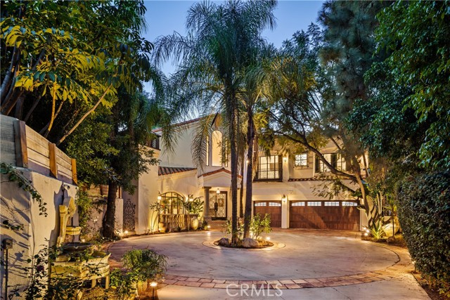 Detail Gallery Image 2 of 44 For 4909 Woodley Ave, Encino,  CA 91436 - 5 Beds | 4 Baths