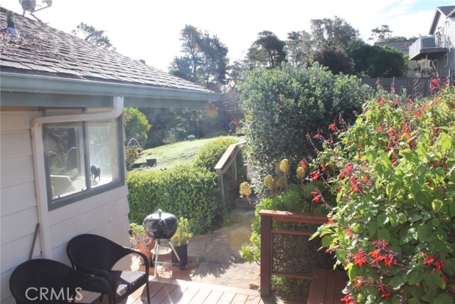 Detail Gallery Image 21 of 41 For 1909 Pineridge, Cambria,  CA 93428 - 2 Beds | 2 Baths