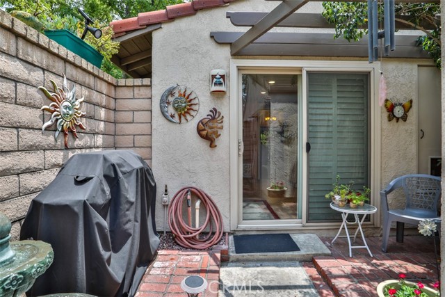 9793 Louise Way, Rancho Cucamonga CA: https://media.crmls.org/medias/b826d8f9-2dda-44d4-8238-263add4b297c.jpg