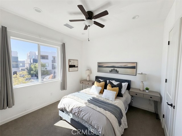 Detail Gallery Image 21 of 28 For 147 Culture, Irvine,  CA 92618 - 4 Beds | 3 Baths