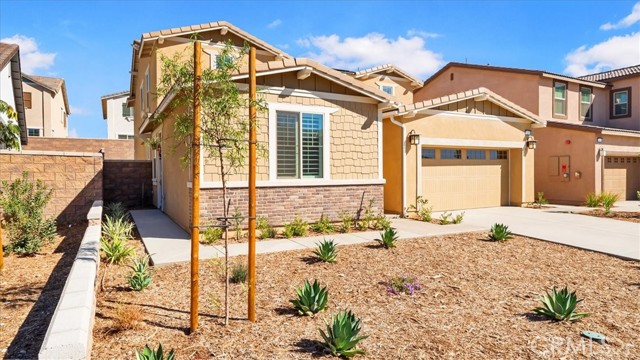 Image 3 for 16596 Oakville St, Fontana, CA 92336