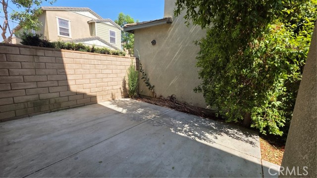 Detail Gallery Image 24 of 25 For 2915 E via Terrano, Ontario,  CA 91764 - 3 Beds | 2/1 Baths