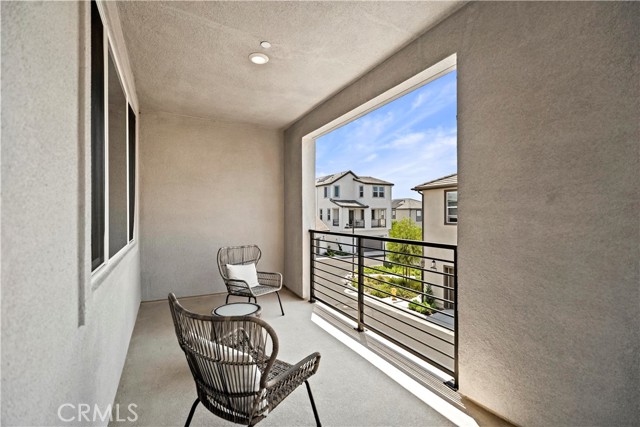 297 Lynx, Irvine CA: https://media.crmls.org/medias/b828e792-7e83-4443-912e-6dfdeb9e30fd.jpg