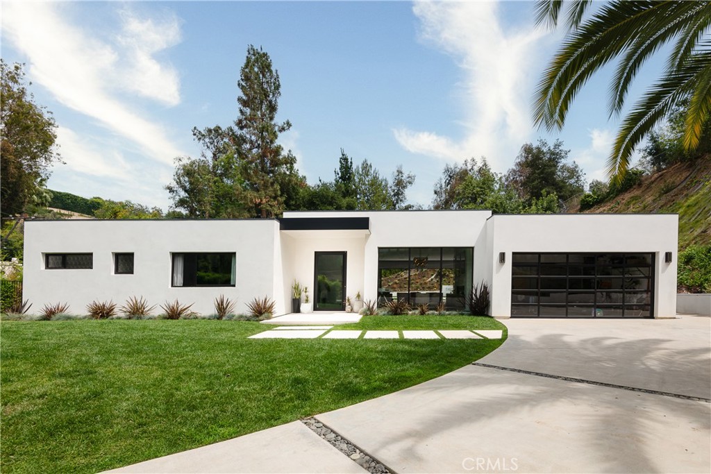 9924 Liebe Drive