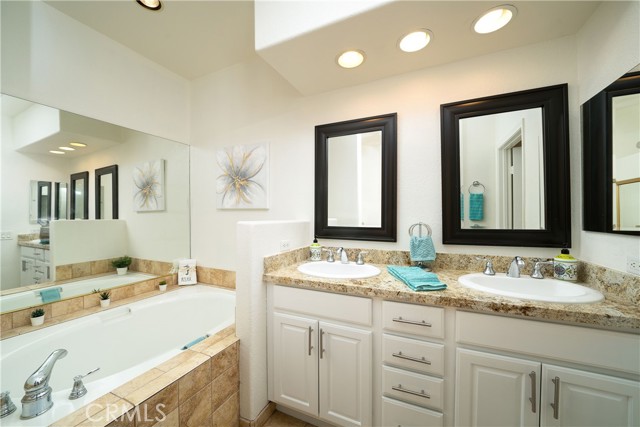 Detail Gallery Image 24 of 41 For 40665 Ventana Ct, Palm Desert,  CA 92260 - 3 Beds | 2 Baths