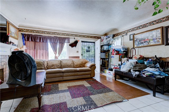 Detail Gallery Image 23 of 30 For 2213 S Bronson Ave, Los Angeles,  CA 90018 - – Beds | – Baths