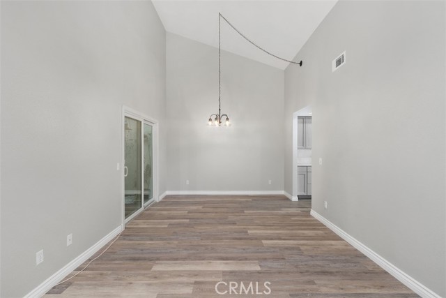 Detail Gallery Image 6 of 36 For 2672 Condor Cir, Corona,  CA 92882 - 4 Beds | 2 Baths