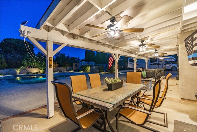 Detail Gallery Image 13 of 60 For 41056 Ridgegate Ln, Palmdale,  CA 93551 - 5 Beds | 3/1 Baths