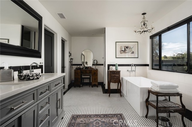 Detail Gallery Image 24 of 72 For 5951 Olivera Canyon, Santa Maria,  CA 93454 - 4 Beds | 3/1 Baths