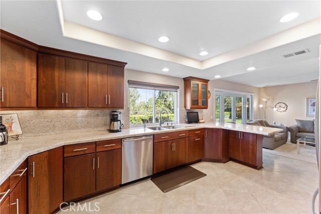 Image 14 of 48 For 6421 Acacia Hill Drive