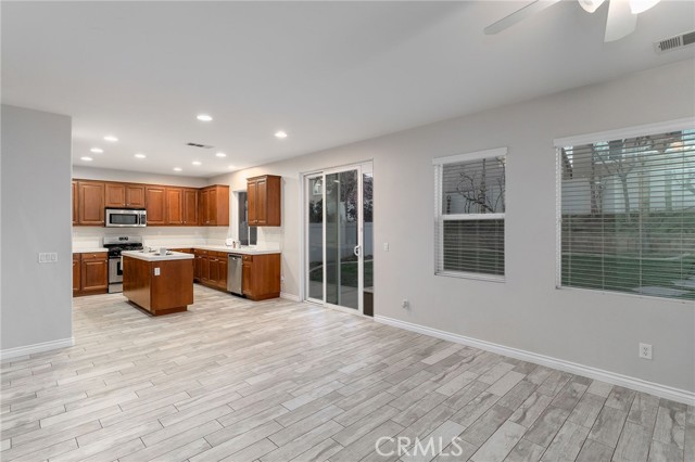 11220 Casper, Beaumont CA: https://media.crmls.org/medias/b82f5cd2-9e5a-4822-a15f-6b768c7c63db.jpg