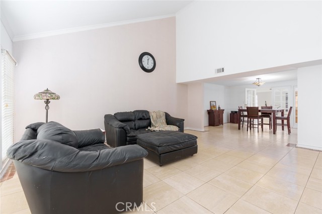 40 Club View Lane, Rolling Hills Estates, California 90274, 5 Bedrooms Bedrooms, ,3 BathroomsBathrooms,Residential,Sold,Club View,PW22062532