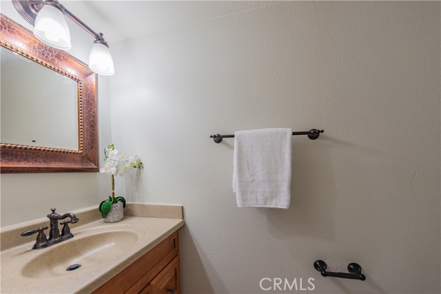 Detail Gallery Image 7 of 26 For 218 Monroe #111,  Irvine,  CA 92620 - 2 Beds | 2/1 Baths