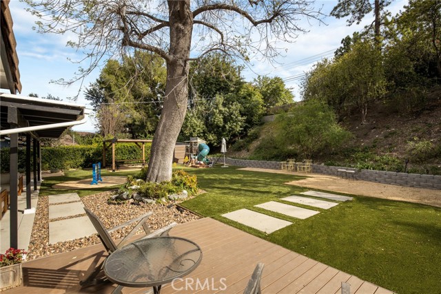 Detail Gallery Image 20 of 20 For 23936 Nomar, Woodland Hills,  CA 91367 - 3 Beds | 2 Baths