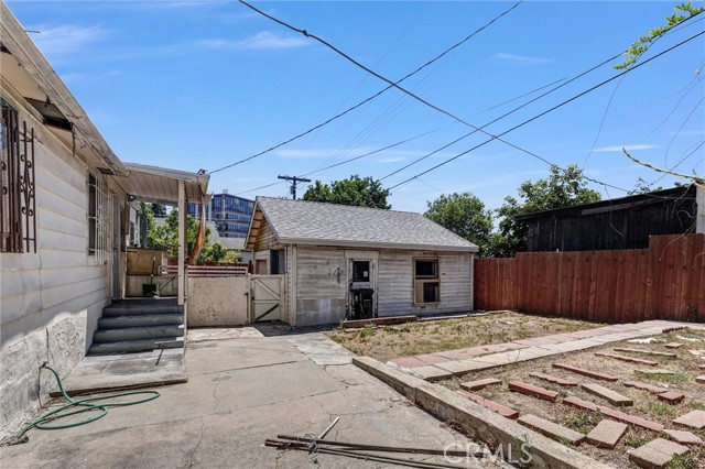 939 White Knoll Drive, Los Angeles CA: https://media.crmls.org/medias/b831ea68-1e45-44cd-bb0e-fc7e503592d0.jpg