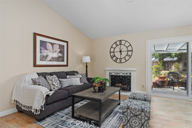 Detail Gallery Image 8 of 44 For 24181 Novia Circle, Mission Viejo,  CA 92691 - 4 Beds | 2 Baths