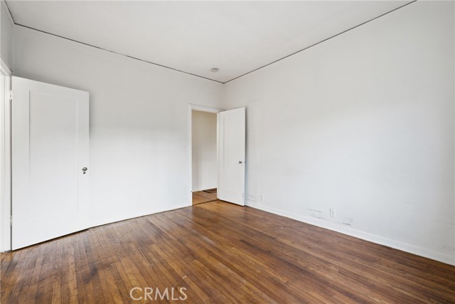 Detail Gallery Image 18 of 32 For 929 Descanso Dr, La Canada Flintridge,  CA 91011 - 3 Beds | 2 Baths