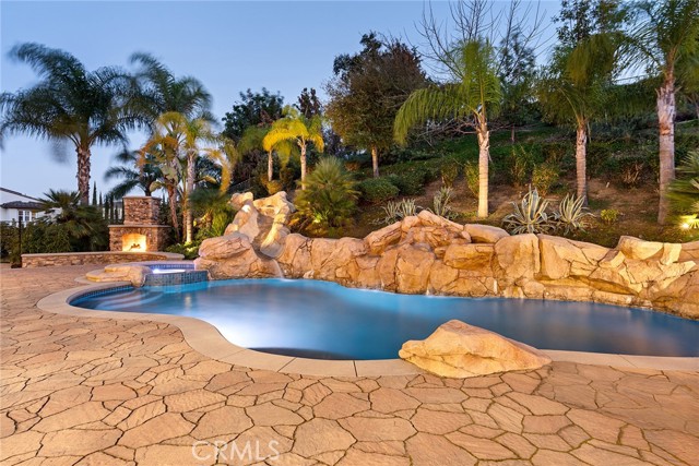 Detail Gallery Image 7 of 47 For 2831 Venezia Ct, Chino Hills,  CA 91709 - 5 Beds | 5/1 Baths