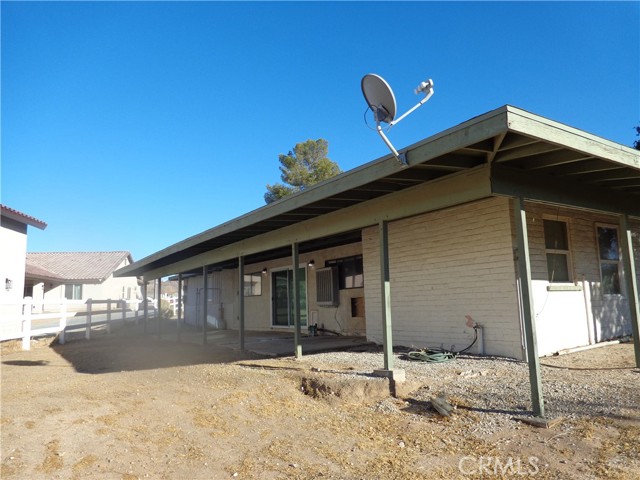 Detail Gallery Image 3 of 20 For 18850 Corwin Rd, Apple Valley,  CA 92307 - 4 Beds | 2 Baths