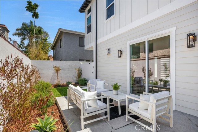 Detail Gallery Image 41 of 52 For 2619 Huntington Ln a,  Redondo Beach,  CA 90278 - 4 Beds | 3/1 Baths