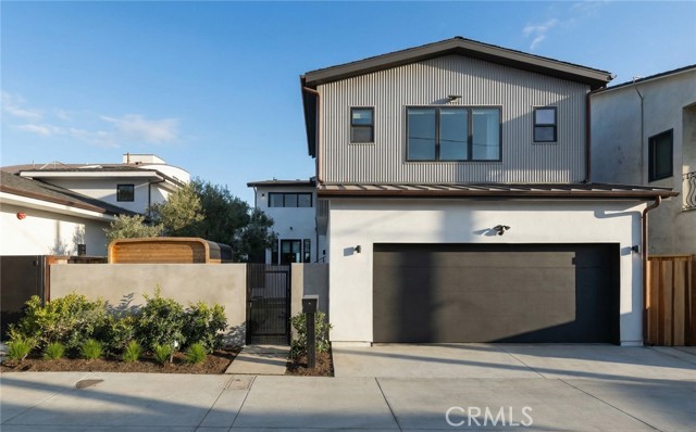 Detail Gallery Image 50 of 57 For 2212 Cliff Dr, Newport Beach,  CA 92663 - 5 Beds | 5/1 Baths