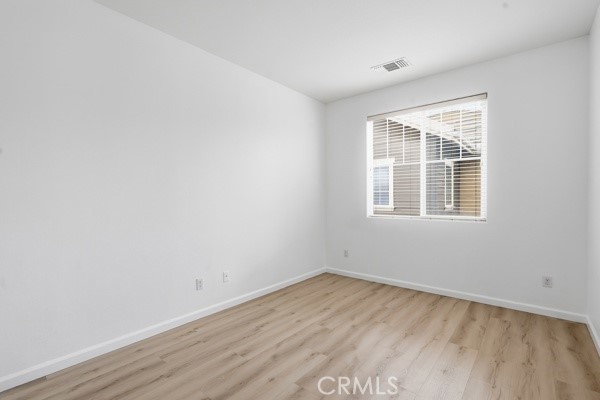 https://media.crmls.org/medias/b83435a1-72b3-45a0-ba99-f8b1b24c1401.jpg?preset=X-Large