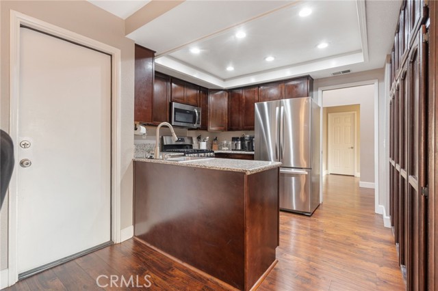 Detail Gallery Image 11 of 29 For 28966 Shadow Creek, Highland,  CA 92346 - 2 Beds | 2 Baths