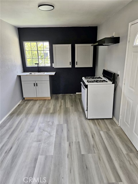 Detail Gallery Image 13 of 16 For 340 W Congress, Colton,  CA 92324 - – Beds | – Baths