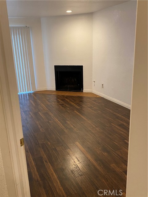 Detail Gallery Image 20 of 61 For 15819 Prairie, Lawndale,  CA 90260 - 2 Beds | 2 Baths