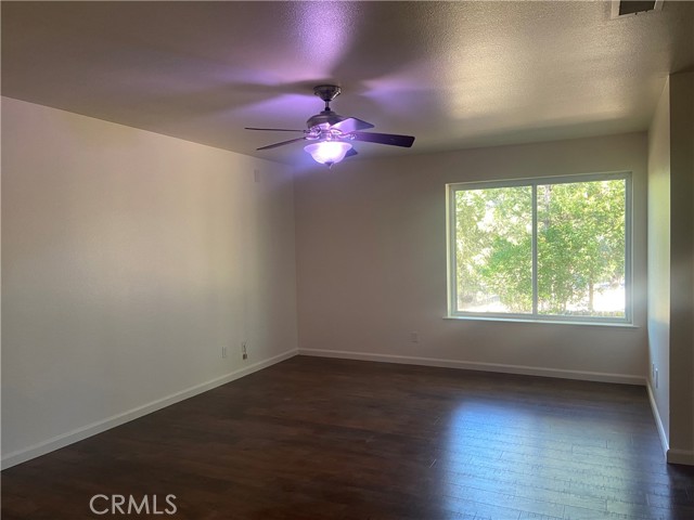 5615 Silver Strand Fall, Mariposa CA: https://media.crmls.org/medias/b83791dd-1647-460e-a49b-2dd422f5d2c5.jpg