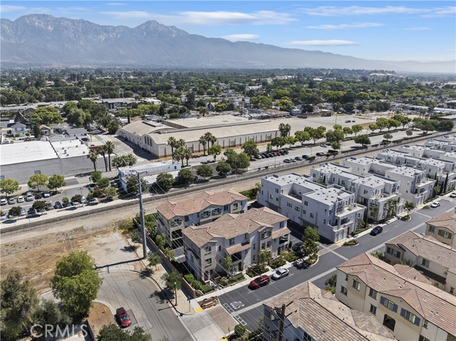 384 Ruby Red Lane, Upland CA: https://media.crmls.org/medias/b83800a0-d410-47bd-a0c1-3a4c68d6e567.jpg