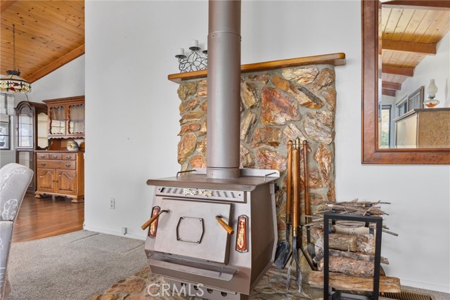Detail Gallery Image 16 of 49 For 501 Old State Rd, Wofford Heights,  CA 93285 - 4 Beds | 3 Baths