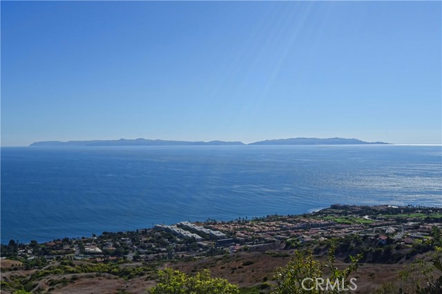 Detail Gallery Image 2 of 55 For 6224 Ocean Terrace Dr, Rancho Palos Verdes,  CA 90275 - 6 Beds | 8/1 Baths