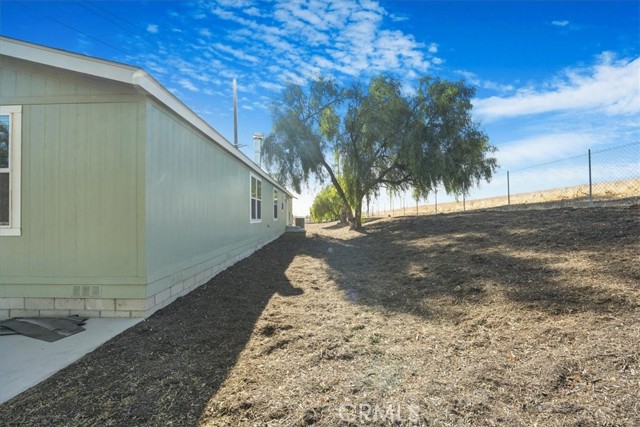 Detail Gallery Image 11 of 51 For 26201 State Highway 74, Perris,  CA 92570 - 4 Beds | 2 Baths