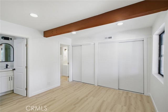 Detail Gallery Image 14 of 47 For 2386 Independence Ln, Running Springs,  CA 92382 - 2 Beds | 1/1 Baths