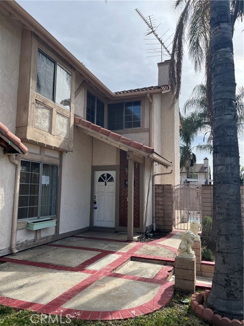 Detail Gallery Image 4 of 21 For 24411 Electra Ct, Moreno Valley,  CA 92551 - 3 Beds | 2/1 Baths