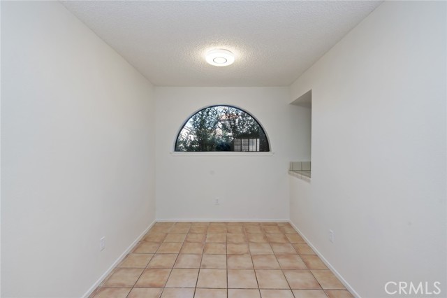 19229 Pine, Apple Valley CA: https://media.crmls.org/medias/b839ad34-492f-4e57-b245-82483cc28437.jpg