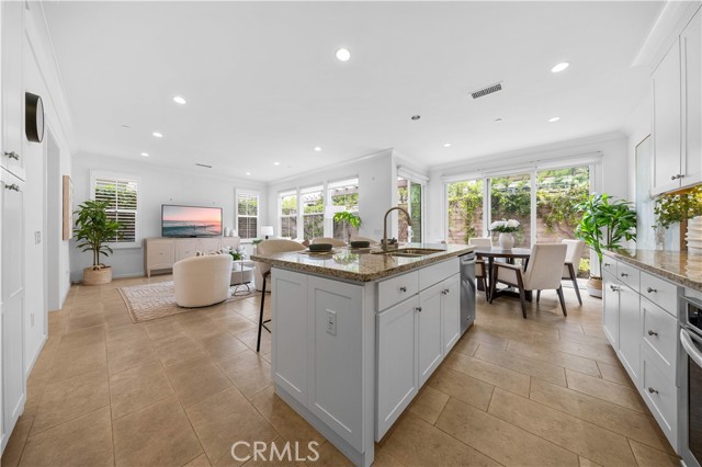 Detail Gallery Image 11 of 63 For 163 Rodeo, Irvine,  CA 92602 - 3 Beds | 2/1 Baths