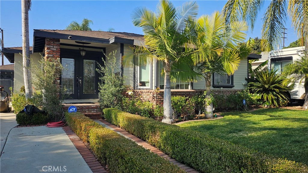 1435 W Marcella Court