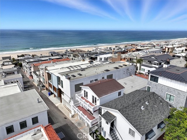 229 16th Place, Manhattan Beach CA: https://media.crmls.org/medias/b83a8674-7eac-4ca9-8f3a-699004df7f68.jpg