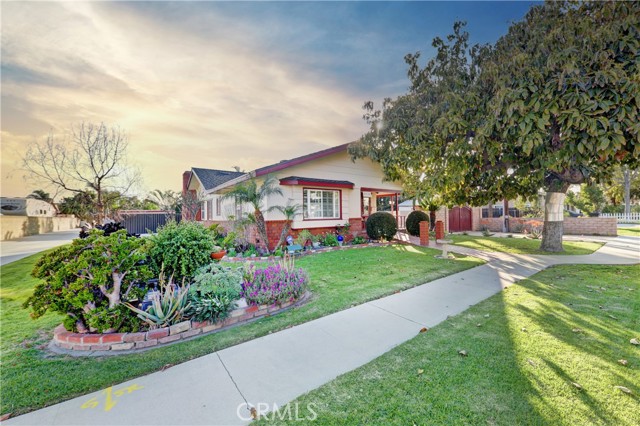Image 2 for 8524 10th St, Downey, CA 90241