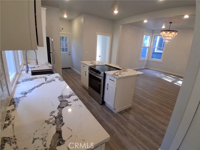 Detail Gallery Image 15 of 48 For 3520 Harrison St, Oakland,  CA 94611 - 2 Beds | 2/1 Baths